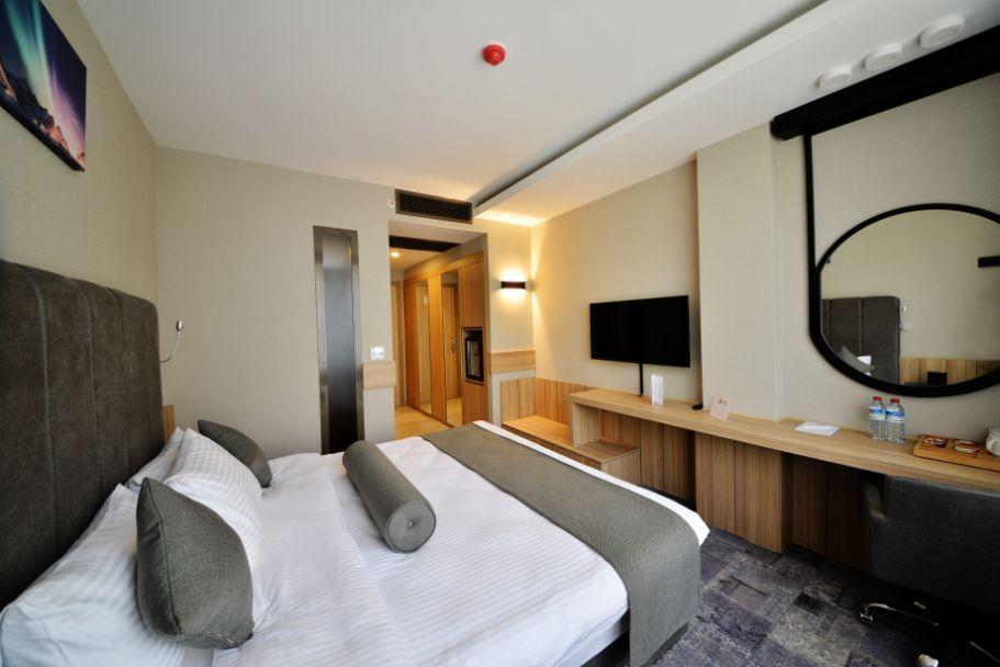 Western Center Otel 4*