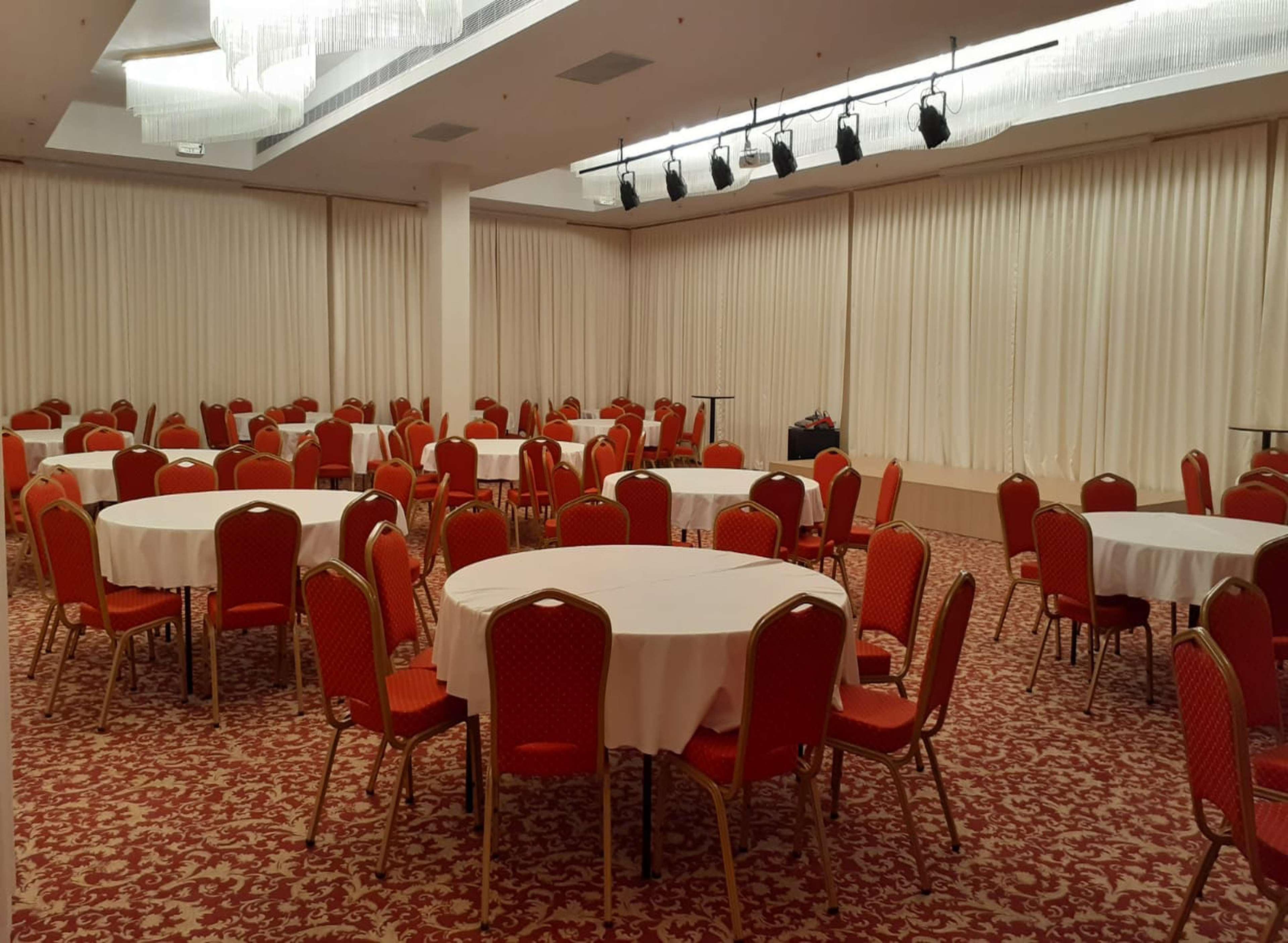 Otel Western Center